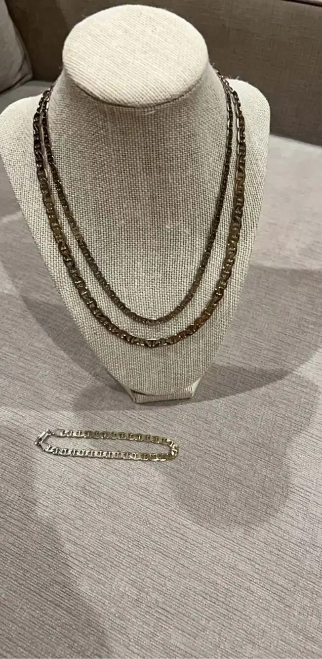 Gold-Tone Women's Necklace & Bracelet Set